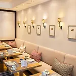 Tiemann's فندق